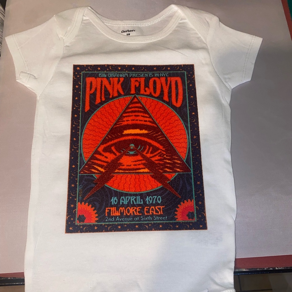 Pink Floyd onsie